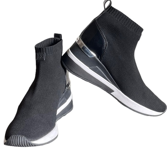 Michael Kors Shoes - Michael Kors Skyler sock booty sneakers. Size 8 1/2.GUC